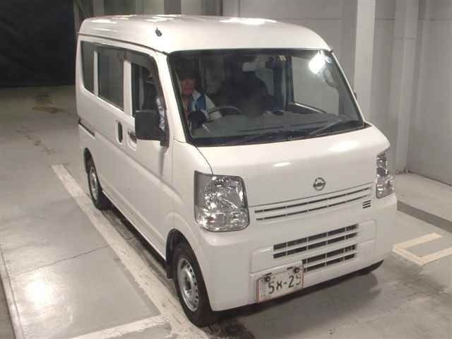 8098 Nissan Clipper van DR17V 2018 г. (JU Tokyo)